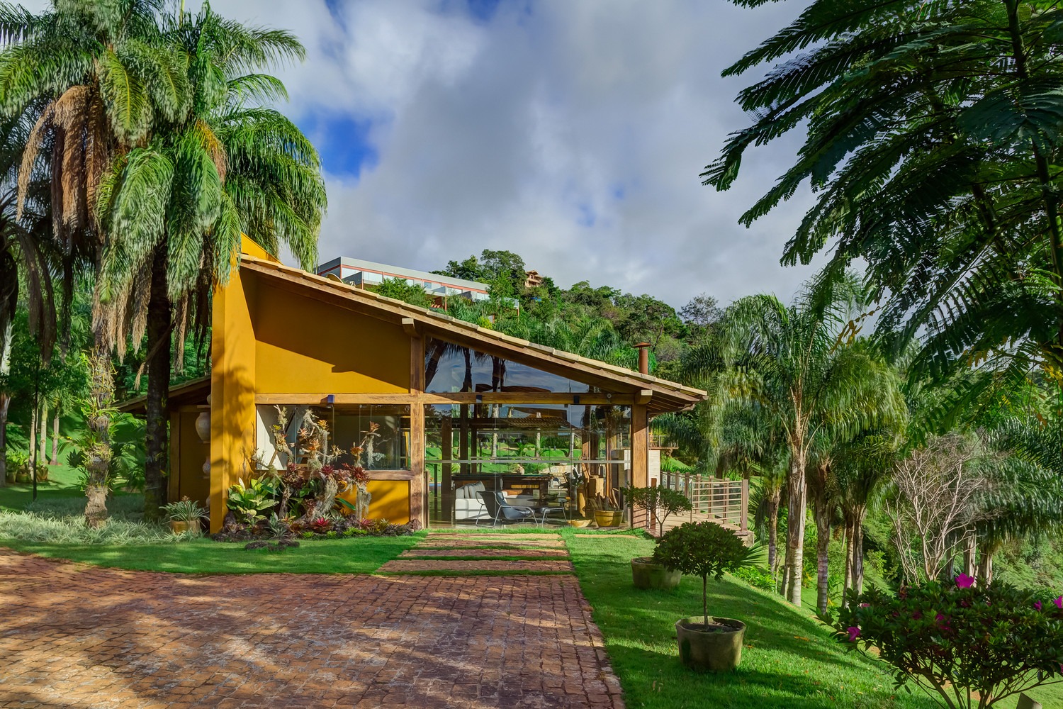 Casa principal, lado derecho
